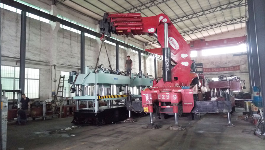 全自動熱壓成型液壓機生產(chǎn)線