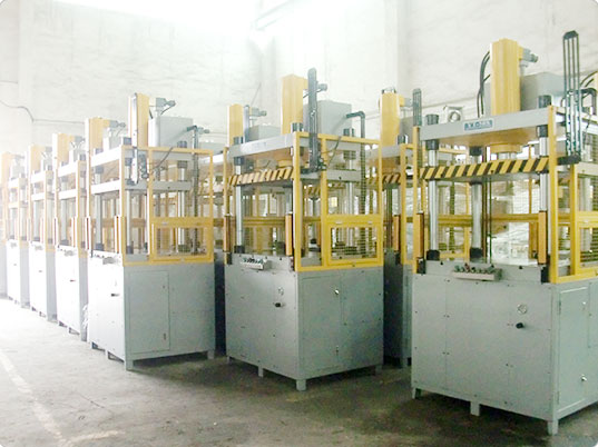 智能化<a href='http://nanotech210.com/ytr/' target='_blank'><u>平板硫化機(jī)</u></a>的未來發(fā)展